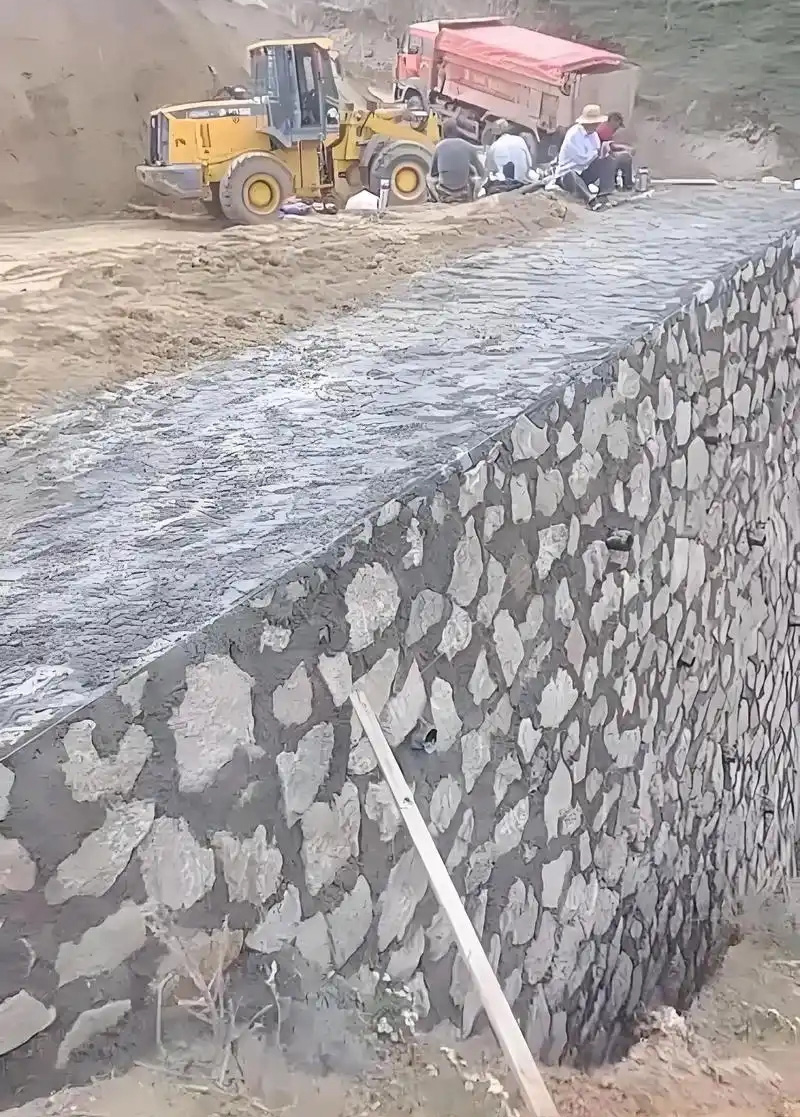 青岛边坡加固